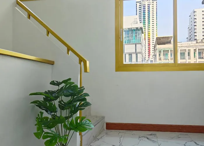 Shwe Ooe Lay 4* Bangkok