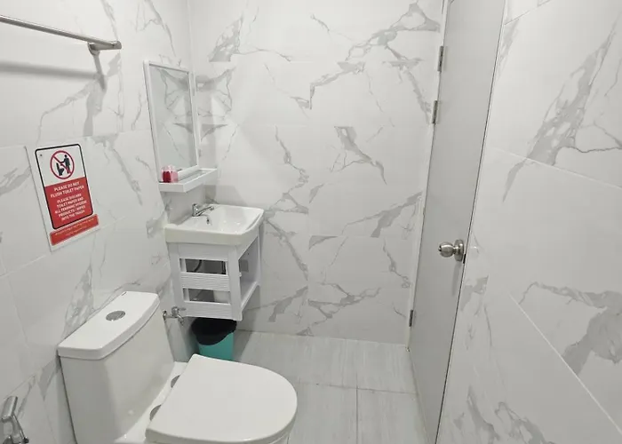 Guest house Shwe Ooe Lay 4*